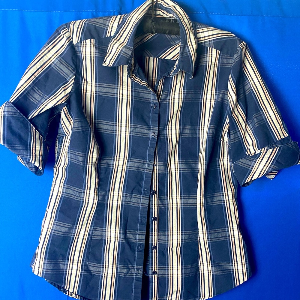 Fitted plaid sh sleeve button up, Med, New York & Co, Great cond